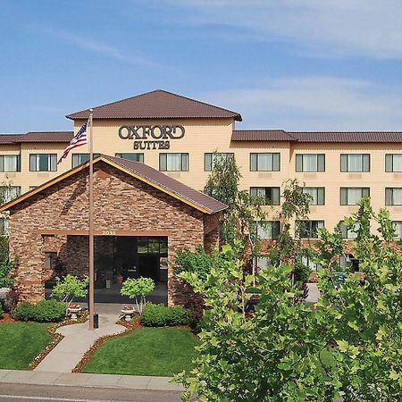 Oxford Suites Chico Exterior photo